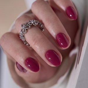 extra short almond nails